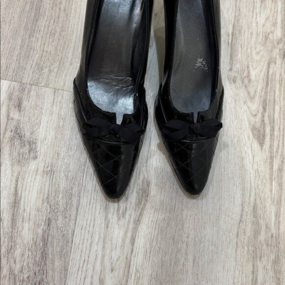 Stuart Weitzman black patent leather  9.5 point toe shoes - Picture 2 of 13